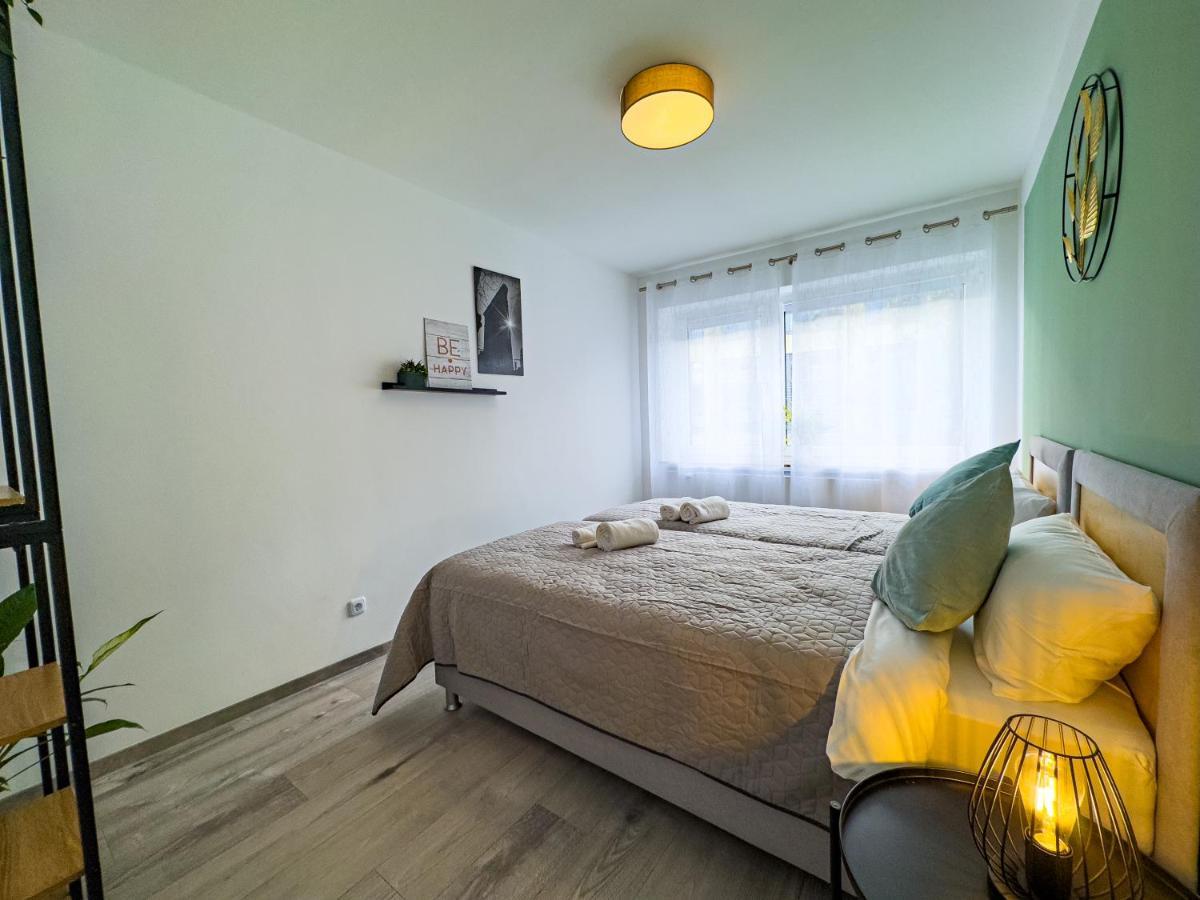 Immostay #6 - Ferienhaus 4 Zimmer Fuer 8 Personen, Wifi & Zentrum Бремен Экстерьер фото