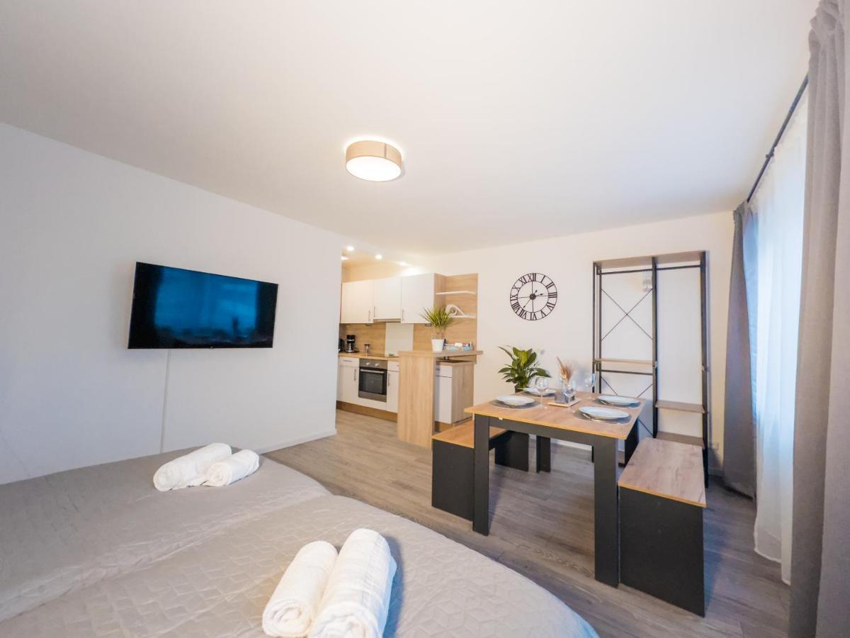 Immostay #6 - Ferienhaus 4 Zimmer Fuer 8 Personen, Wifi & Zentrum Бремен Экстерьер фото